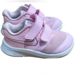 Nike Baby/ Toddler Sneaker 5C Pink